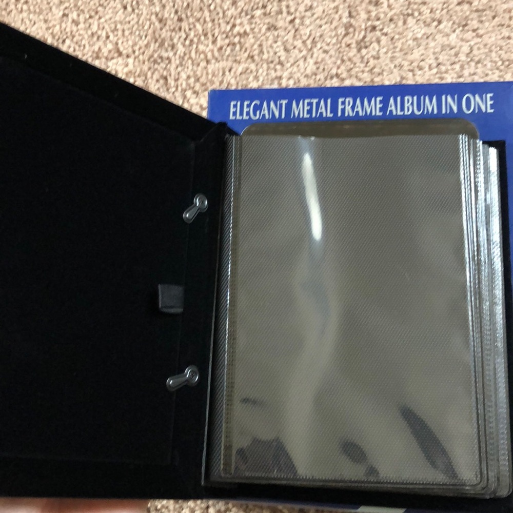 Frame Album - Picture 3 of 3